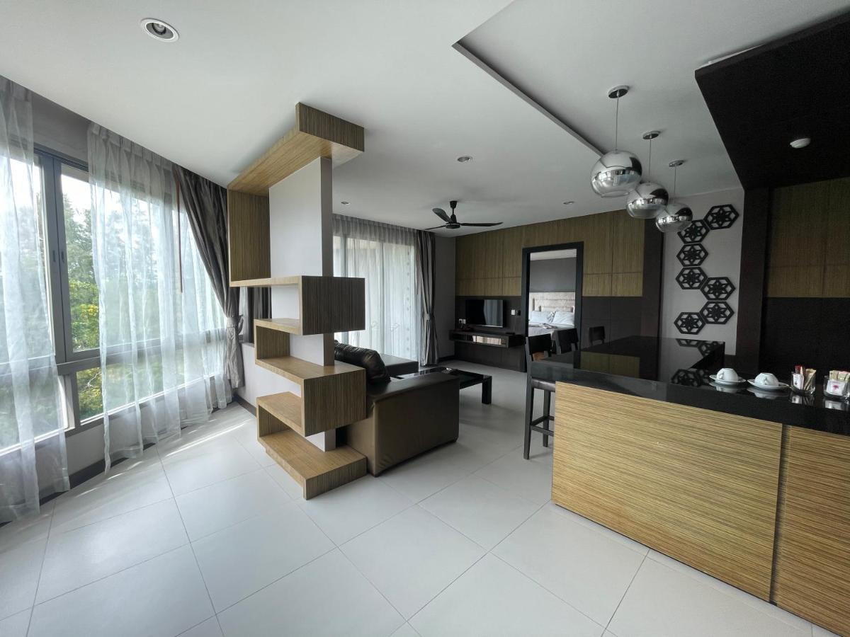 The Regent Bangtao Apartments Pantai Bang Tao Bagian luar foto